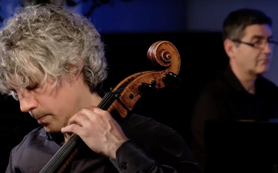 Dentro la musica